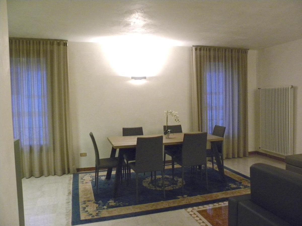 טרוויסו Portico Oscuro Deluxe Apartment - Centro Citta מראה חיצוני תמונה